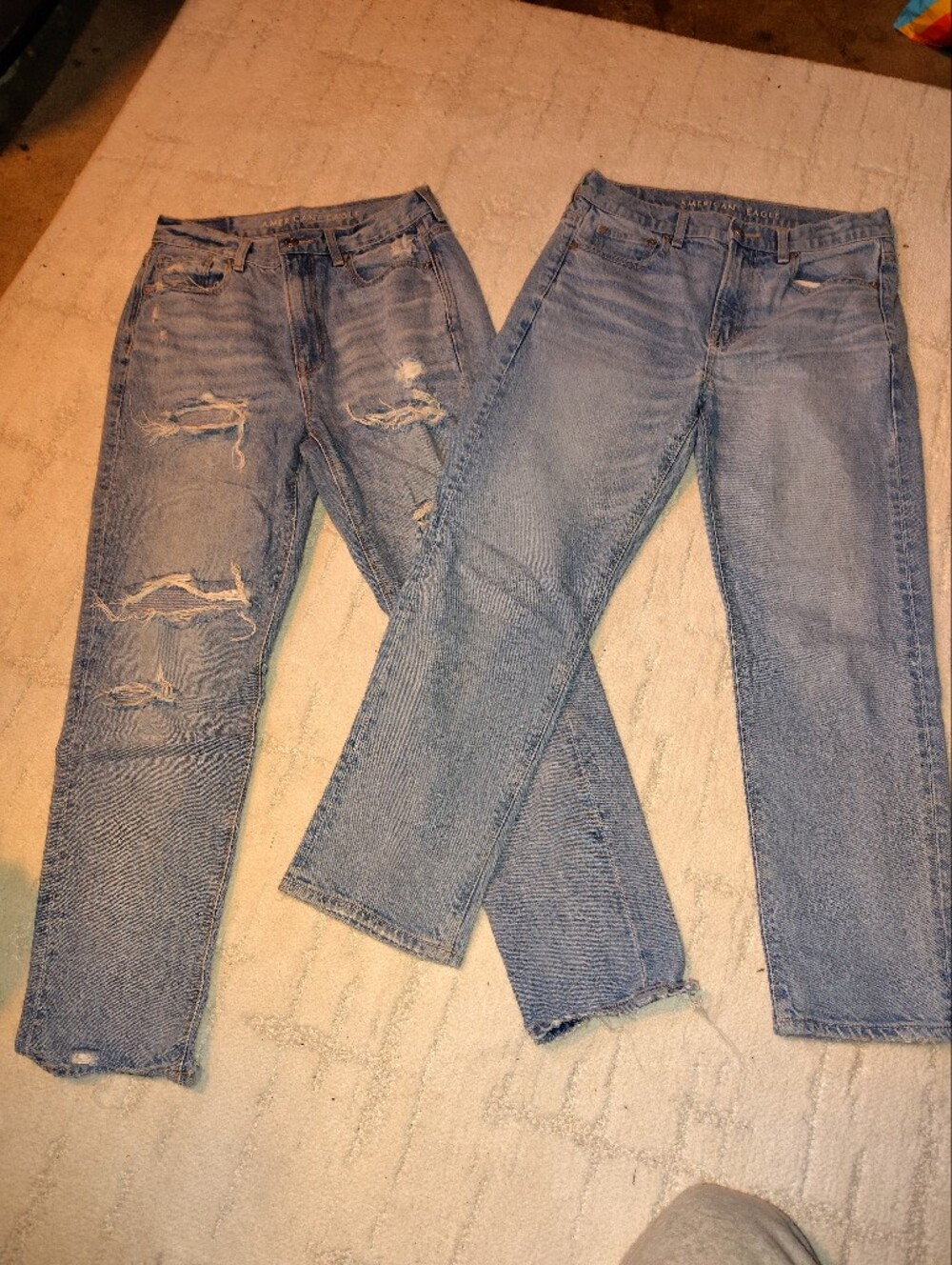 American Eagle Outfitters Medium Blue Slim Straight Jeans with Distress